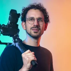 Francis Quesada-Marsili, Studio Caillou